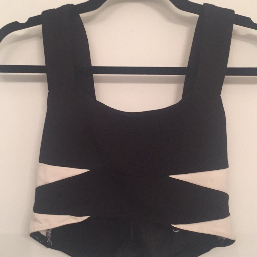 Black and white crop top